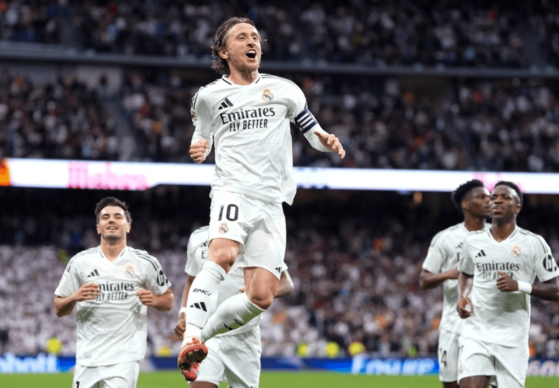 惊心一幕:皇马遭遇雷克雅未克困境的简单介绍 惊心一幕:皇马遭遇雷克雅未克困境的简单介绍